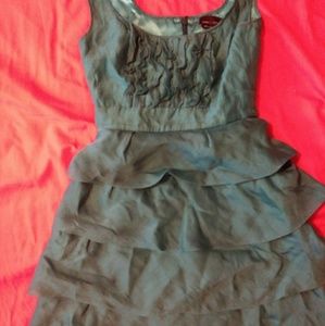 Max and cleo size 2 dress